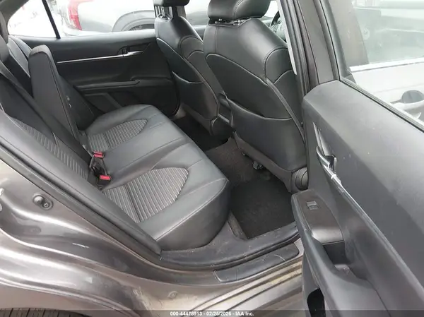 4T1T11AK3NU638593 2022 TOYOTA CAMRY - Image 8