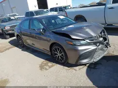4T1T11AK3NU650887 2022 TOYOTA CAMRY