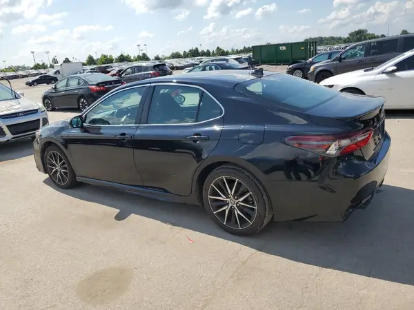 4T1T11AK3NU699197 2022 TOYOTA CAMRY - Image 2