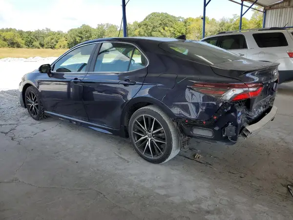 4T1T11AK3NU710828 2022 TOYOTA CAMRY - Image 2