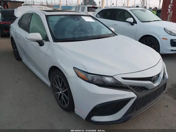 4T1T11AK3PU107798 2023 TOYOTA CAMRY - Image 1