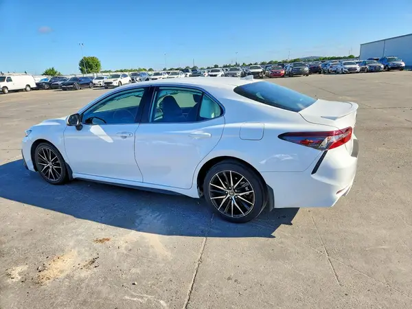 4T1T11AK3PU722562 2023 TOYOTA CAMRY - Image 2