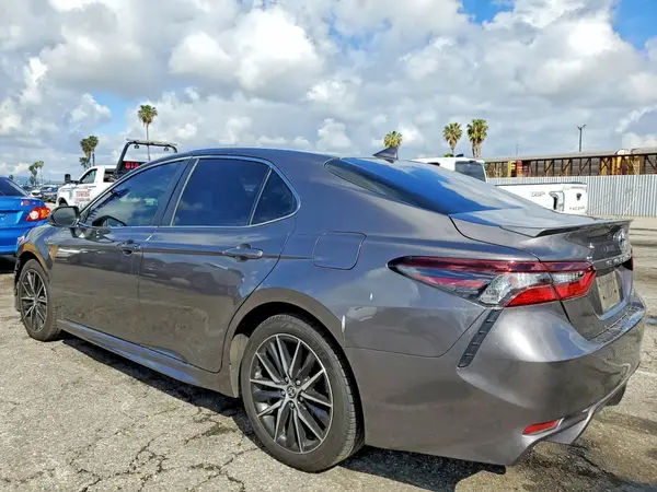 4T1T11AK3PU777335 2023 TOYOTA CAMRY - Image 2