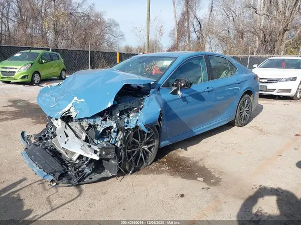 4T1T11AK3RU189955 2024 TOYOTA CAMRY - Image 2