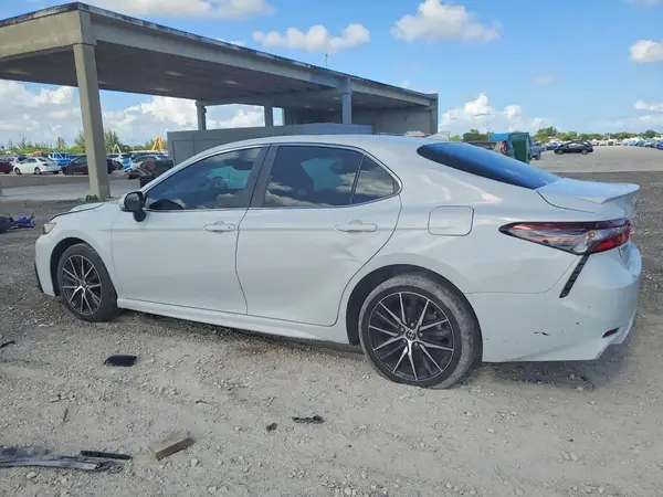 4T1T11AK3RU193486 2024 TOYOTA CAMRY - Image 2