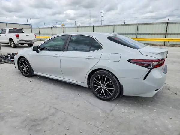 4T1T11AK3RU204437 2024 TOYOTA CAMRY - Image 2