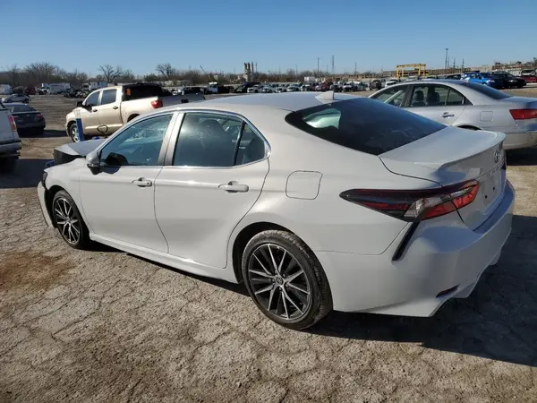 4T1T11AK3RU232092 2024 TOYOTA CAMRY - Image 2