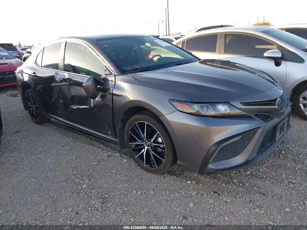 4T1T11AK3RU899230 2024 TOYOTA CAMRY - Image 1