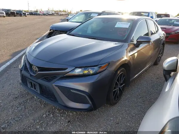 4T1T11AK3RU899230 2024 TOYOTA CAMRY - Image 2
