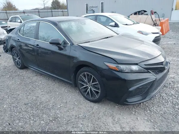 4T1T11AK4MU433136 2021 TOYOTA CAMRY - Image 1