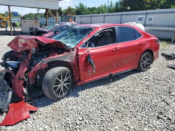 4T1T11AK4MU439518 2021 TOYOTA CAMRY - Image 1