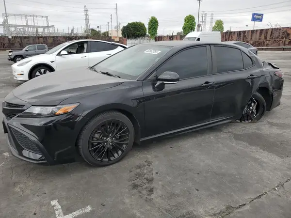 4T1T11AK4MU493613 2021 TOYOTA CAMRY - Image 1