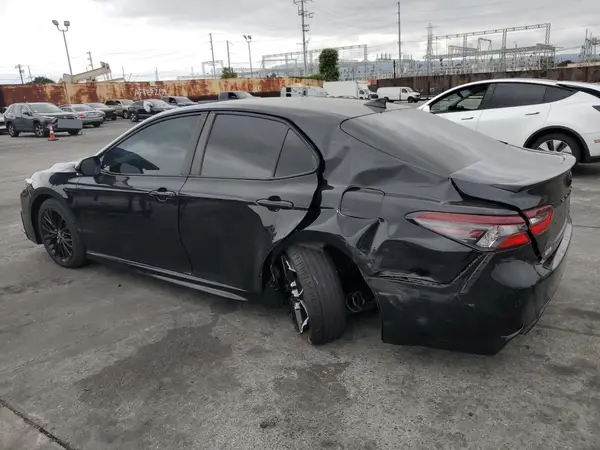 4T1T11AK4MU493613 2021 TOYOTA CAMRY - Image 2