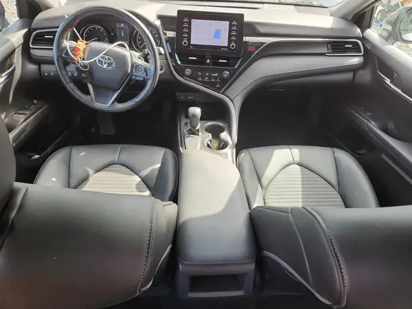 4T1T11AK4MU517022 2021 TOYOTA CAMRY - Image 8
