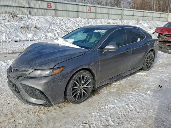 4T1T11AK4MU530062 2021 TOYOTA CAMRY - Image 1
