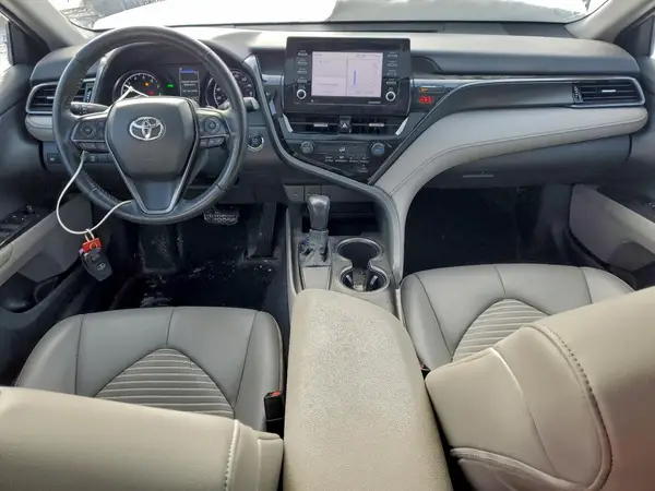 4T1T11AK4MU530062 2021 TOYOTA CAMRY - Image 8