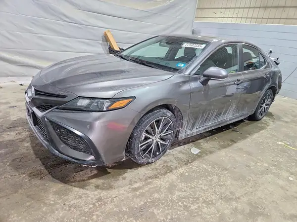 4T1T11AK4MU545693 2021 TOYOTA CAMRY - Image 1