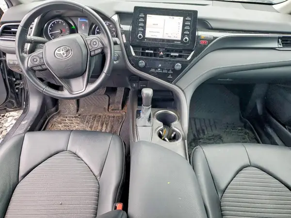 4T1T11AK4MU556368 2021 TOYOTA CAMRY - Image 8