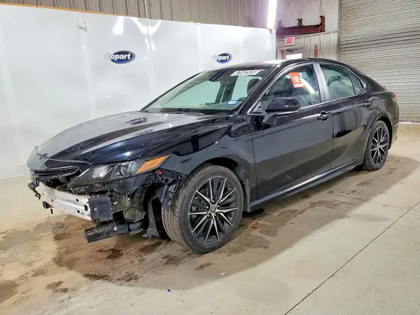 4T1T11AK4NU008159 2022 TOYOTA CAMRY - Image 1