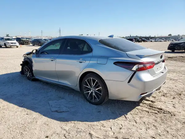 4T1T11AK4NU037127 2022 TOYOTA CAMRY - Image 2