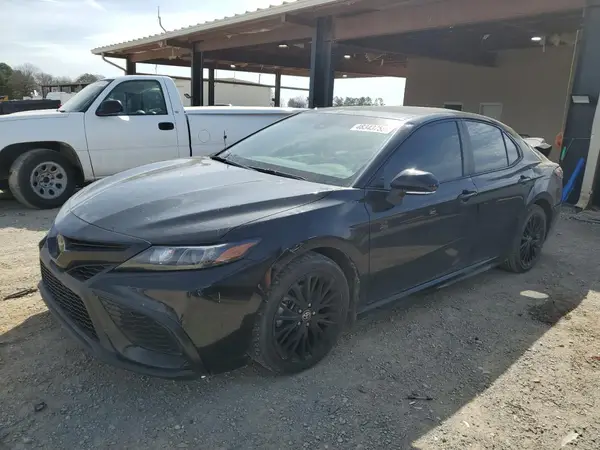 4T1T11AK4NU040092 2022 TOYOTA CAMRY - Image 1