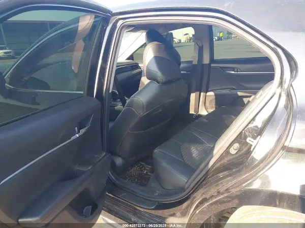 4T1T11AK4NU046393 2022 TOYOTA CAMRY - Image 8