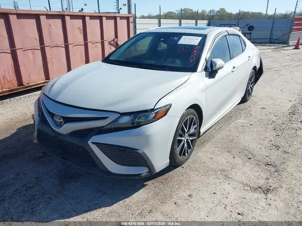 4T1T11AK4NU046913 2022 TOYOTA CAMRY - Image 2