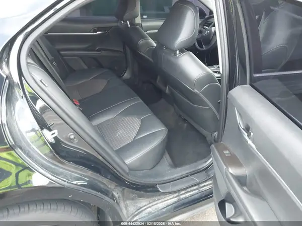 4T1T11AK4NU049116 2022 TOYOTA CAMRY - Image 8