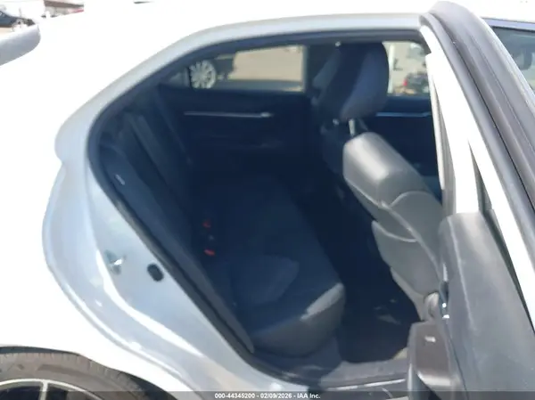 4T1T11AK4NU622192 2022 TOYOTA CAMRY - Image 8