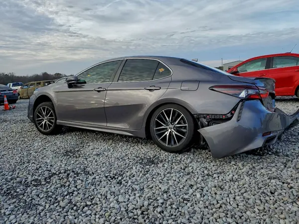4T1T11AK4NU644418 2022 TOYOTA CAMRY - Image 2