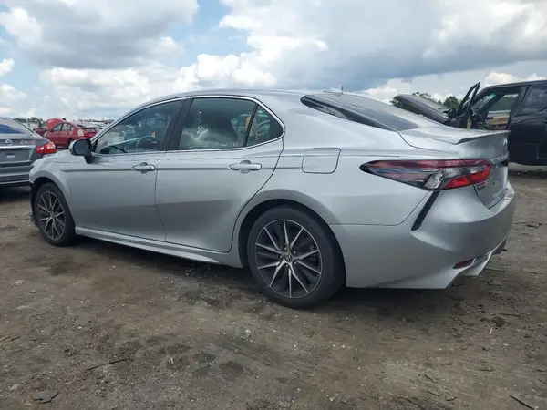 4T1T11AK4NU651286 2022 TOYOTA CAMRY - Image 2
