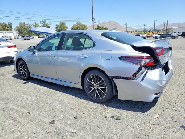 4T1T11AK4NU663583 2022 TOYOTA CAMRY - Image 2