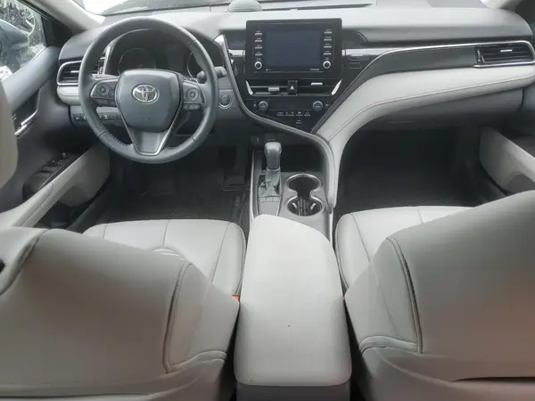 4T1T11AK4NU665883 2022 TOYOTA CAMRY - Image 8