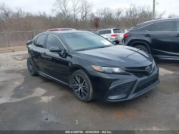 4T1T11AK4PU780809 2023 TOYOTA CAMRY - Image 1