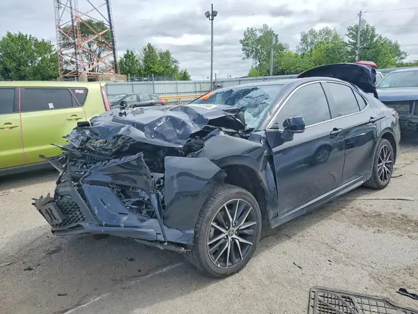 4T1T11AK4PU828020 2023 TOYOTA CAMRY - Image 1