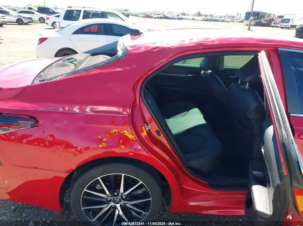 4T1T11AK4RU190757 2024 TOYOTA CAMRY - Image 8