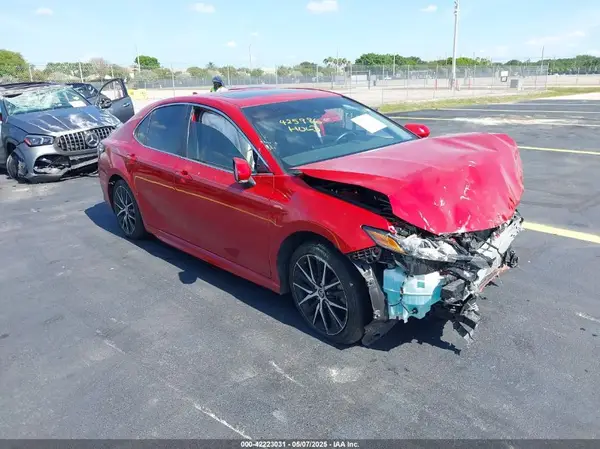4T1T11AK4RU207217 2024 TOYOTA CAMRY - Image 1