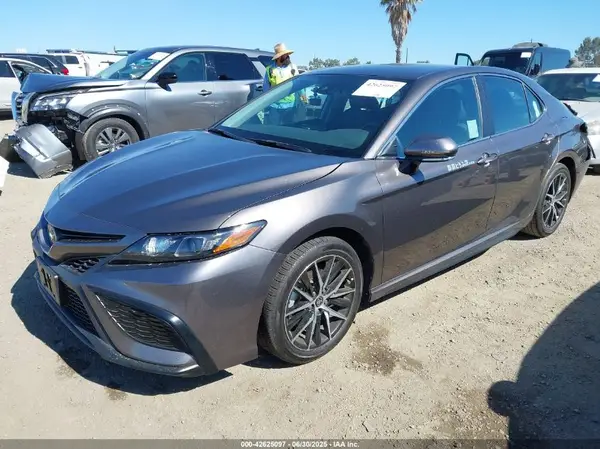 4T1T11AK4RU894084 2024 TOYOTA CAMRY - Image 2