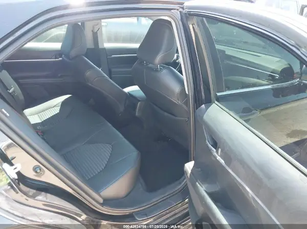 4T1T11AK5MU428754 2021 TOYOTA CAMRY - Image 8
