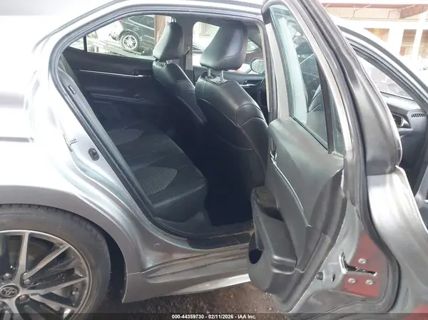 4T1T11AK5MU512492 2021 TOYOTA CAMRY - Image 8