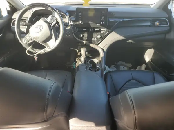 4T1T11AK5MU526862 2021 TOYOTA CAMRY - Image 8