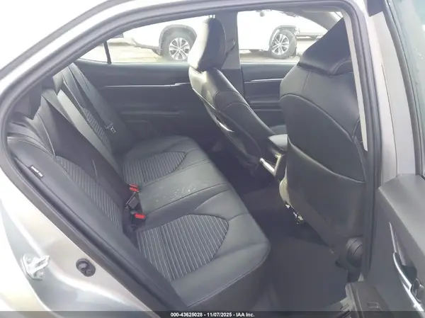 4T1T11AK5MU534895 2021 TOYOTA CAMRY - Image 8