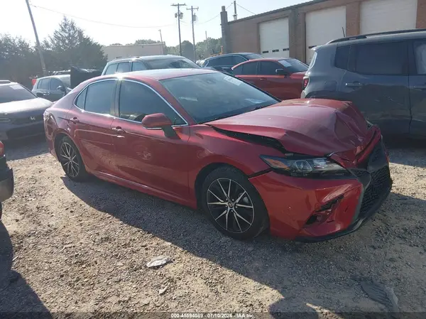 4T1T11AK5NU028999 2022 TOYOTA CAMRY - Image 1