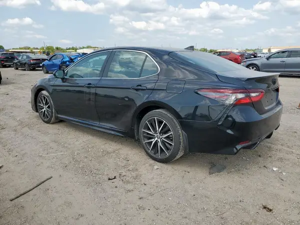 4T1T11AK5NU049626 2022 TOYOTA CAMRY - Image 2