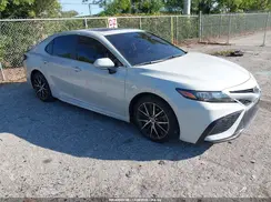 4T1T11AK5NU072758 2022 TOYOTA CAMRY