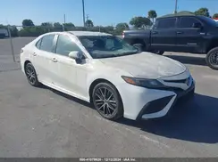 4T1T11AK5NU622198 2022 TOYOTA CAMRY