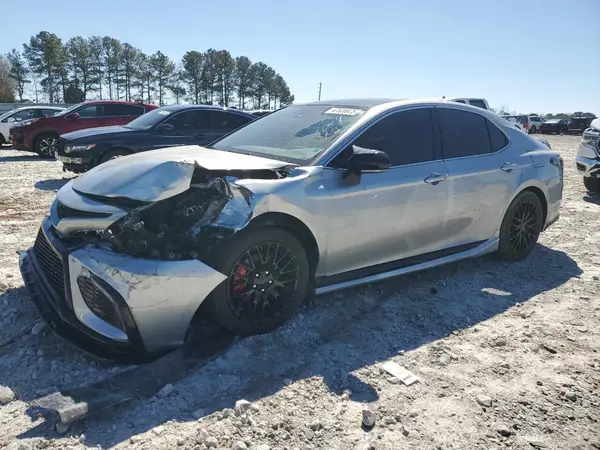4T1T11AK5NU667464 2022 TOYOTA CAMRY - Image 1