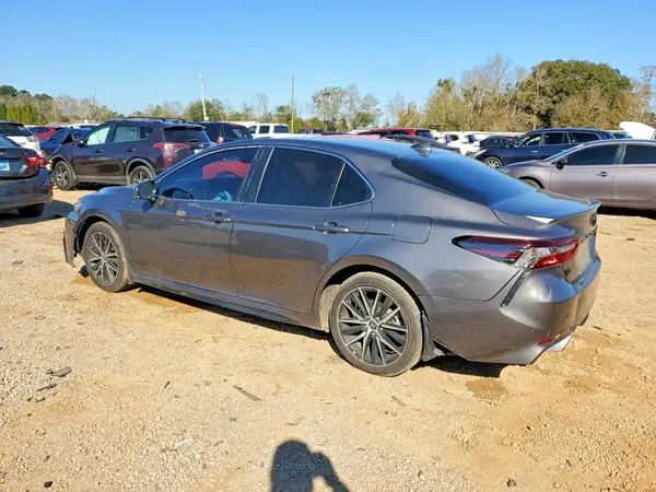 4T1T11AK5NU681266 2022 TOYOTA CAMRY - Image 2