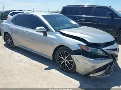 4T1T11AK5NU686192 2022 TOYOTA CAMRY