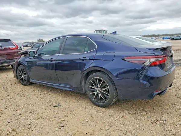 4T1T11AK5NU710491 2022 TOYOTA CAMRY - Image 2